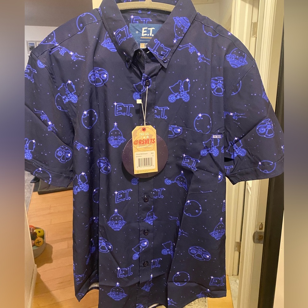 RSVLTS short sleeve button down - size small, E.T version